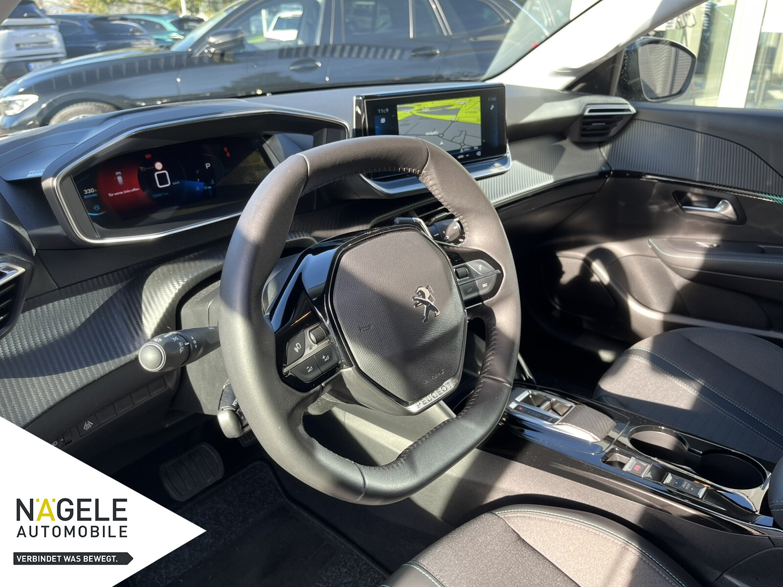 208 Allure Pack 1.2 PT 100 AUT NAVI | SHZ | RFK