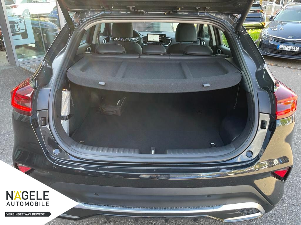 Xceed 1.6 Plug-in Hybrid Spirit|Navi| Klima|SZH