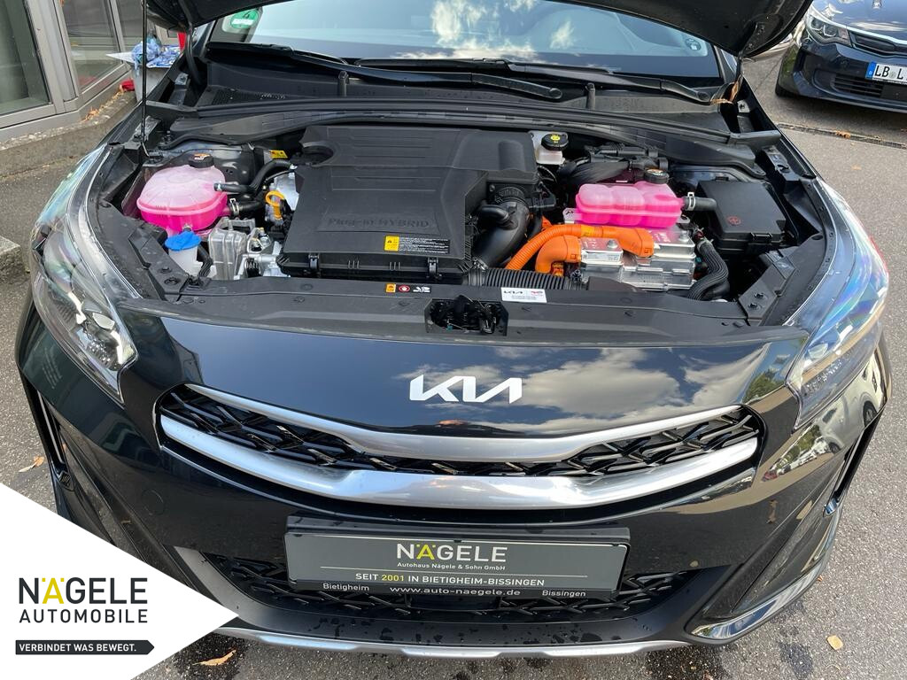 Xceed 1.6 Plug-in Hybrid Spirit|Navi| Klima|SZH