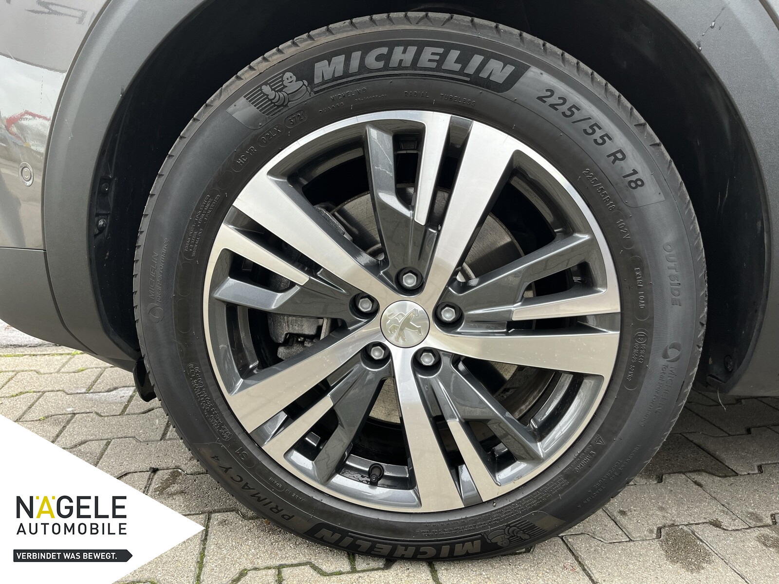 3008 Hybrid 225 Roadtrip Navi | OBC 7,5kW | SHZ