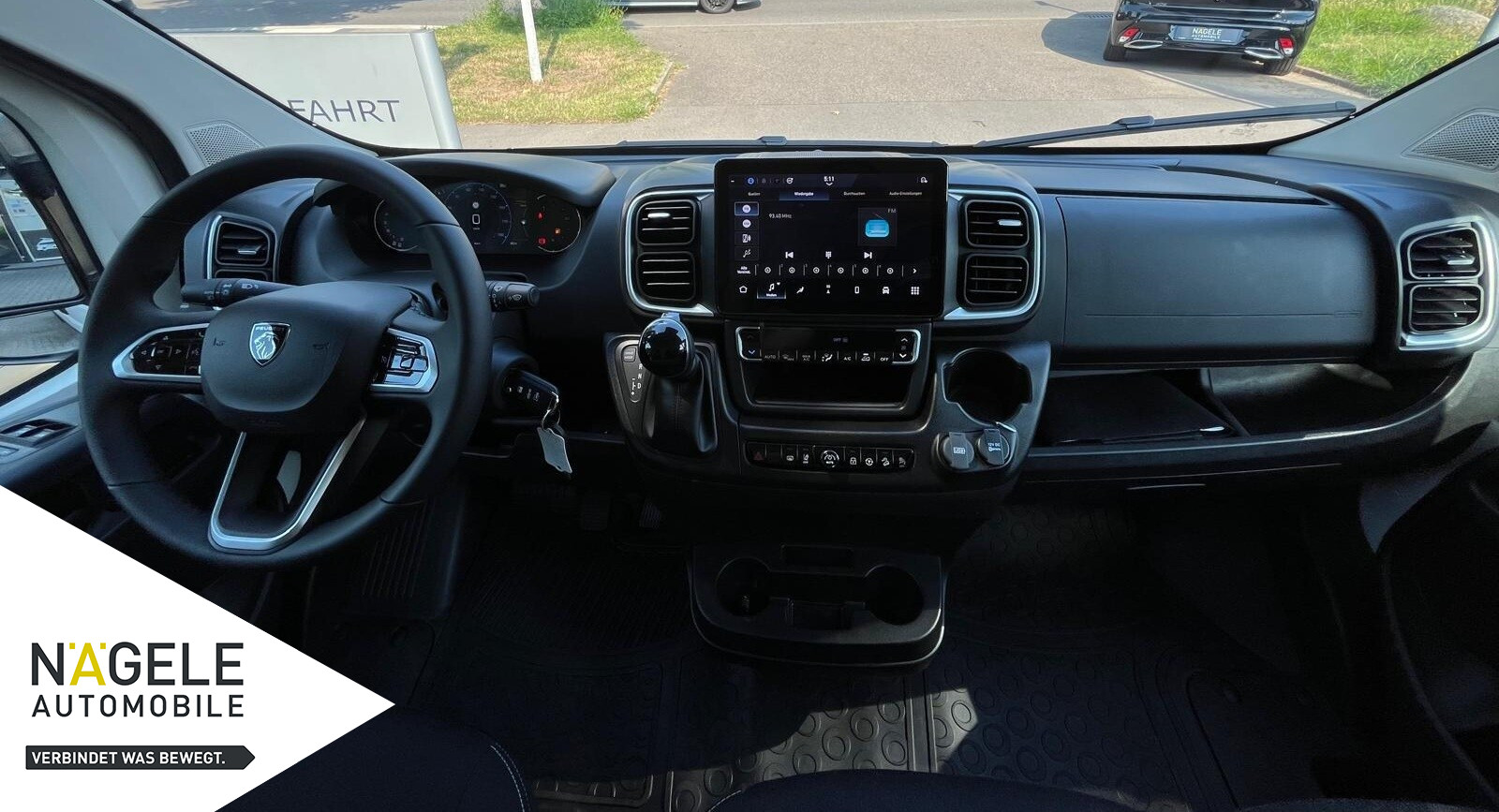 Boxer 335 2.2 BlueHDi L3H2 3,5t Autom./Klima/NSW