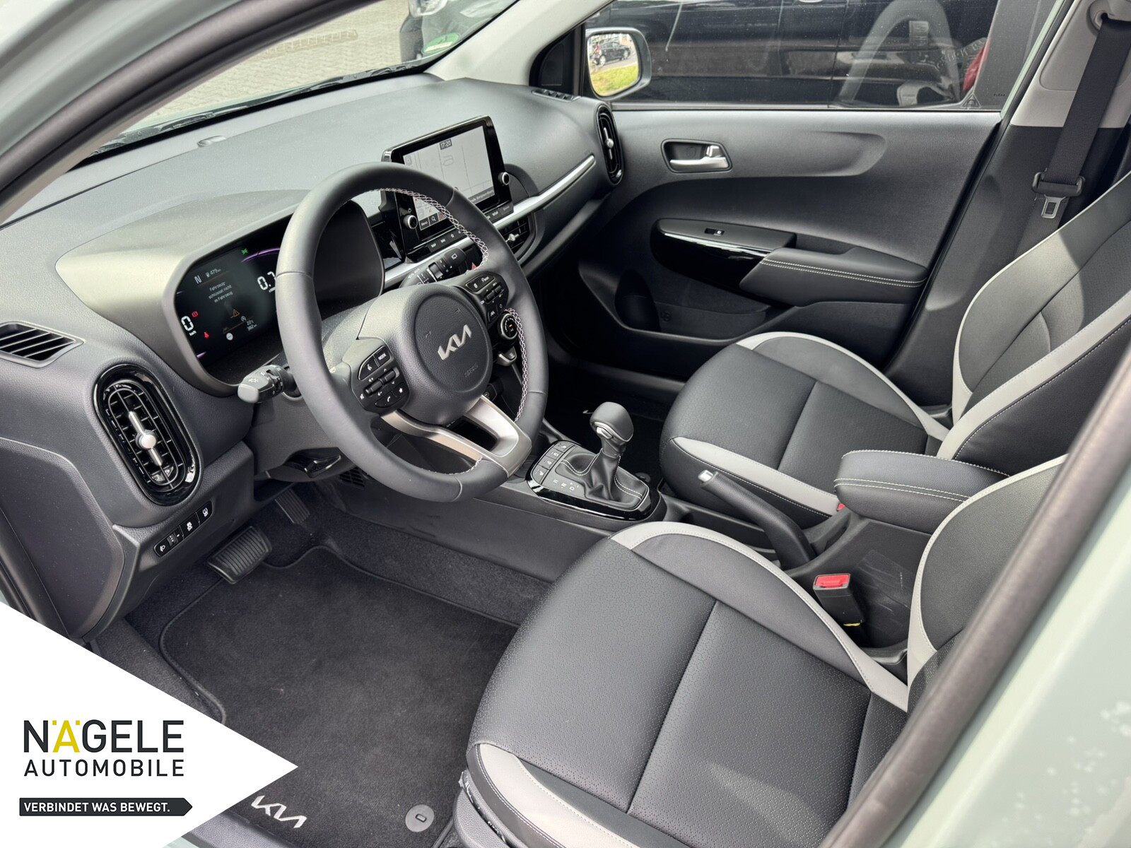 Picanto 1.2 AMT Spirit Premium|NAVI| LED|SZH