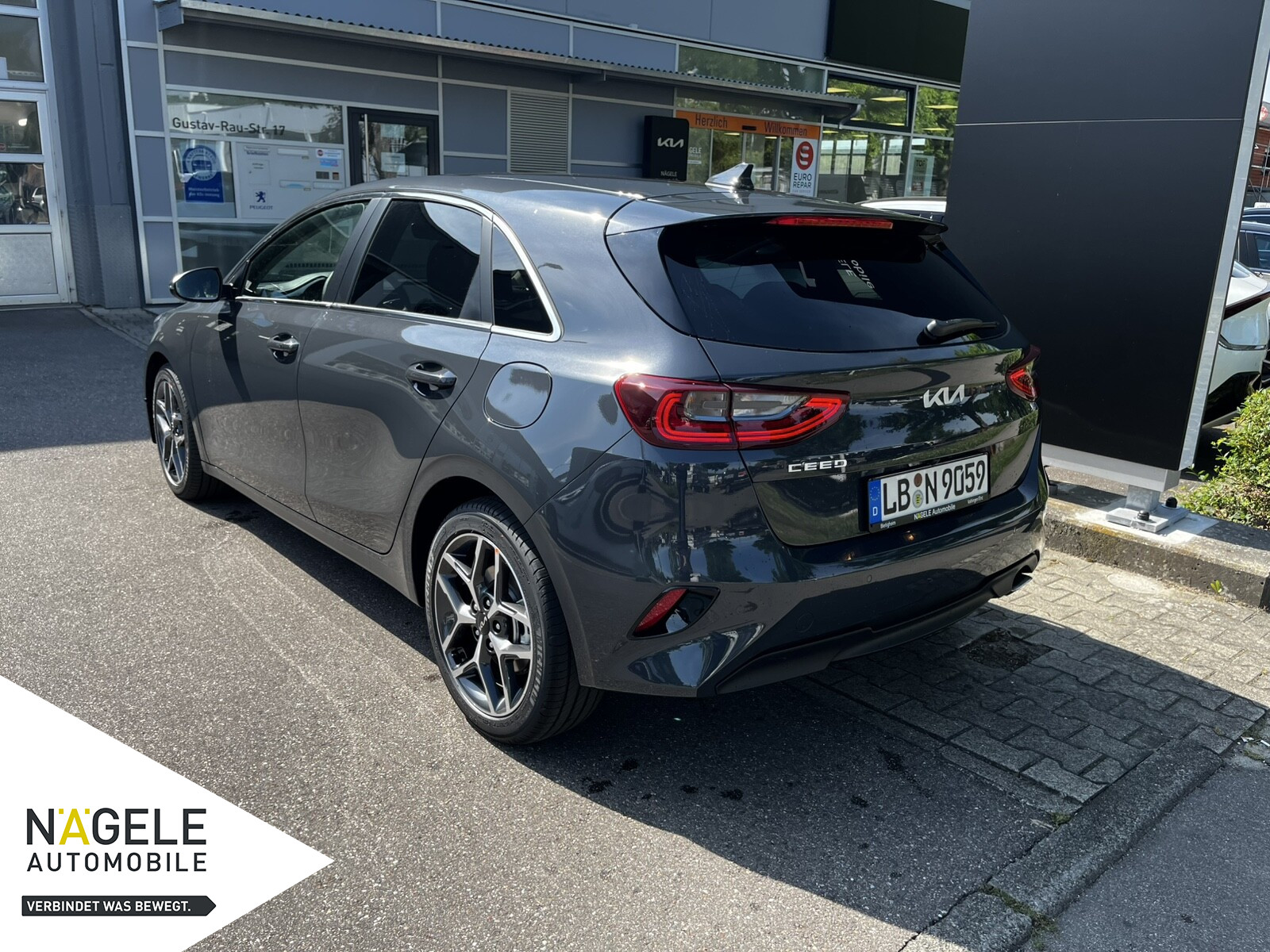 Ceed 1.0 T-GDI Mild-Hybrid DCT Ultimate Edition