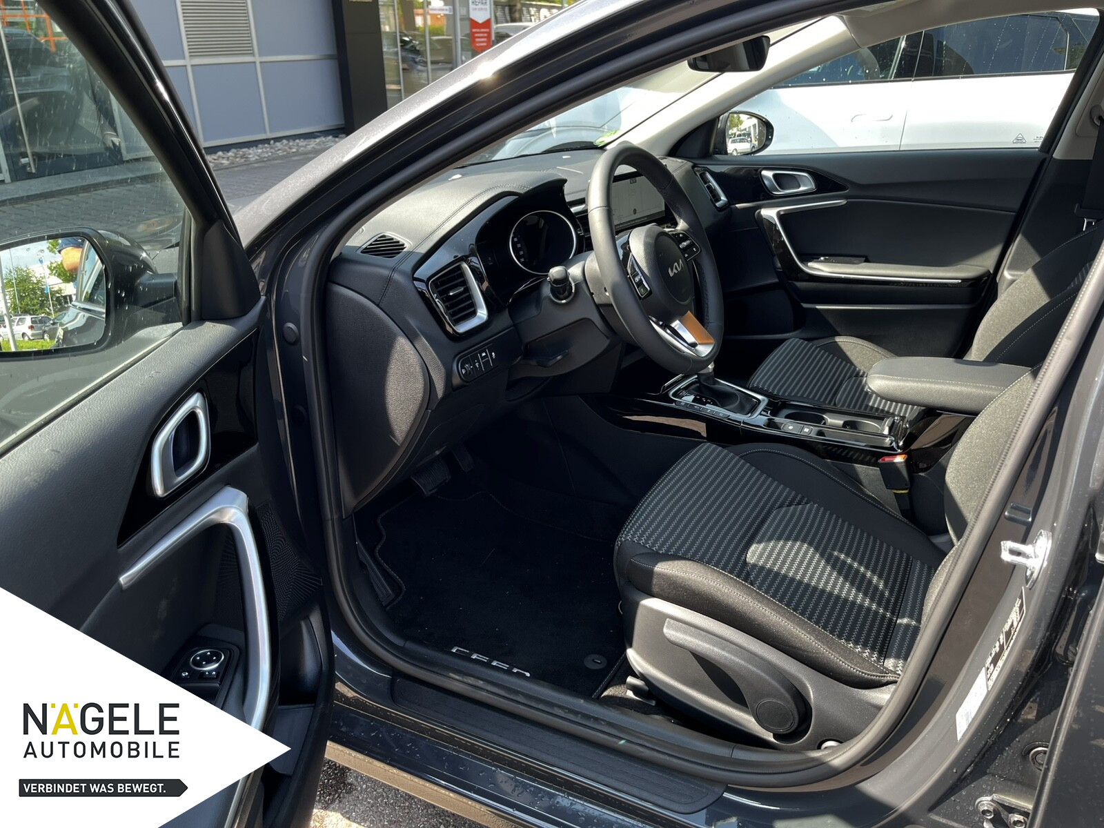 Ceed 1.0 T-GDI Mild-Hybrid DCT Ultimate Edition