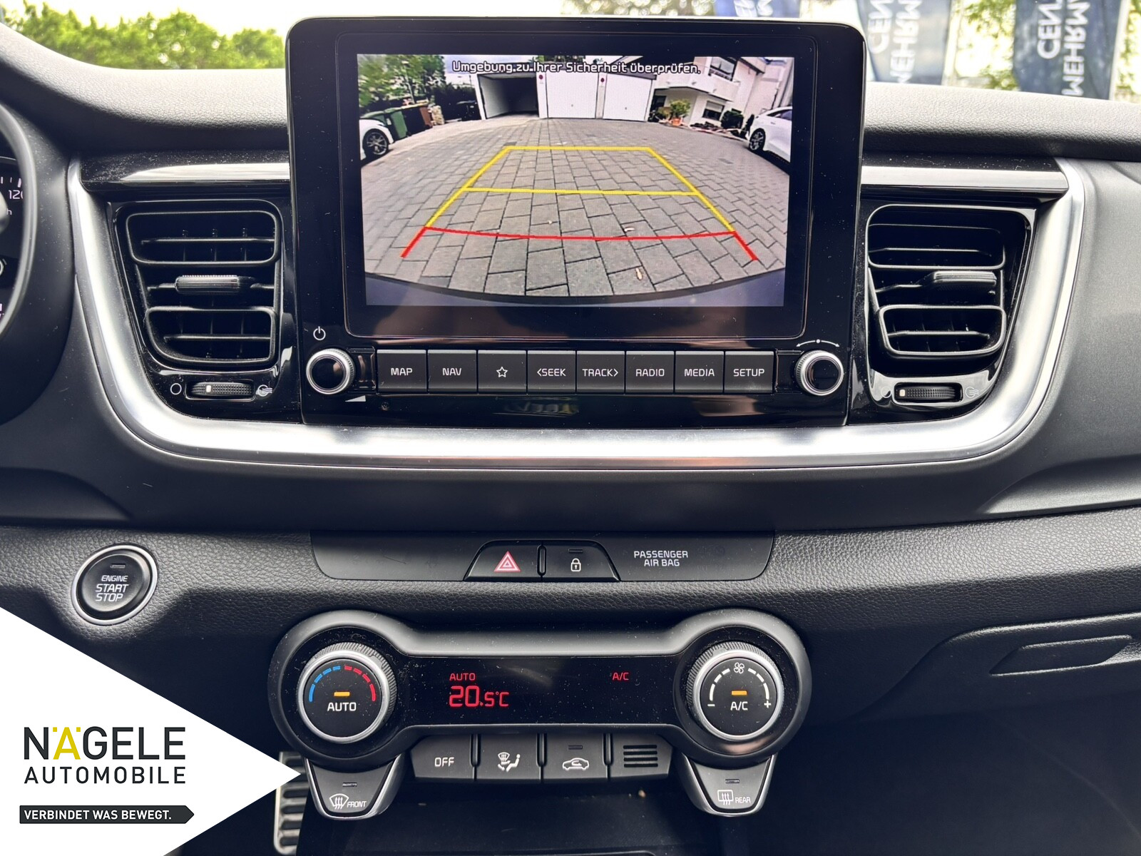 Stonic 1.0 T-GDI DCT Platinum|Navi+LED+Glasdach