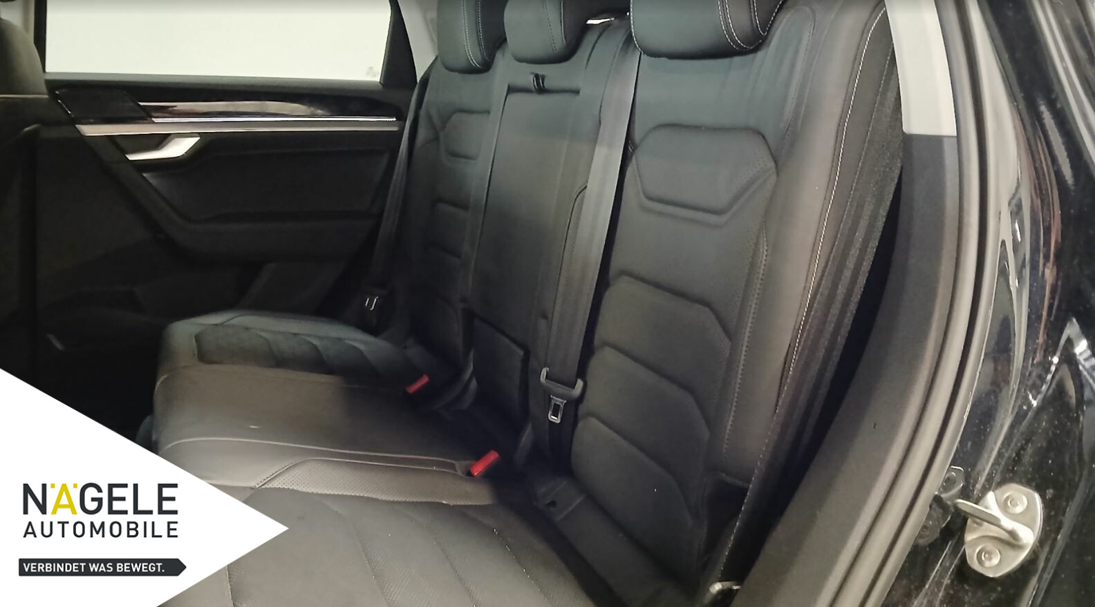 Touareg 3.0TDI V6 4M Elegance|Navi+ACC+Leder+AHK