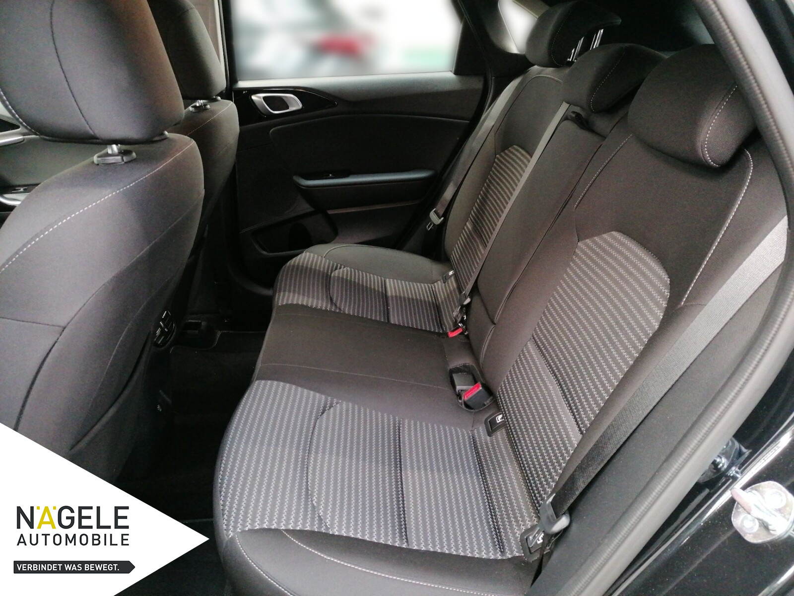 Ceed 1.5 T-GDI DCT Vision|Navi+SZH+LHZ+ACC Klima