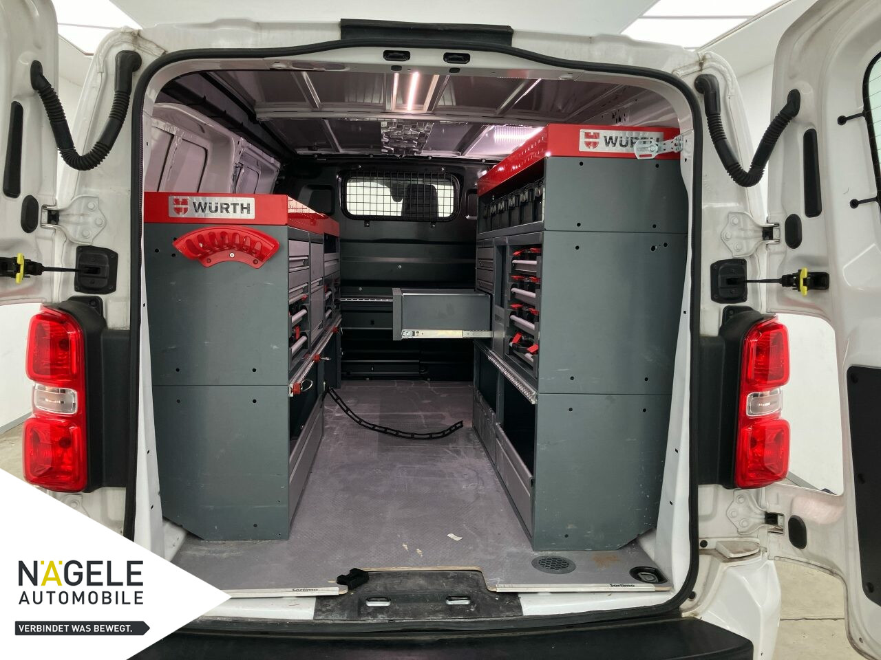 Vivaro 2.0 D L Elegance L3|Navi+SZH+PDC+Ausbau