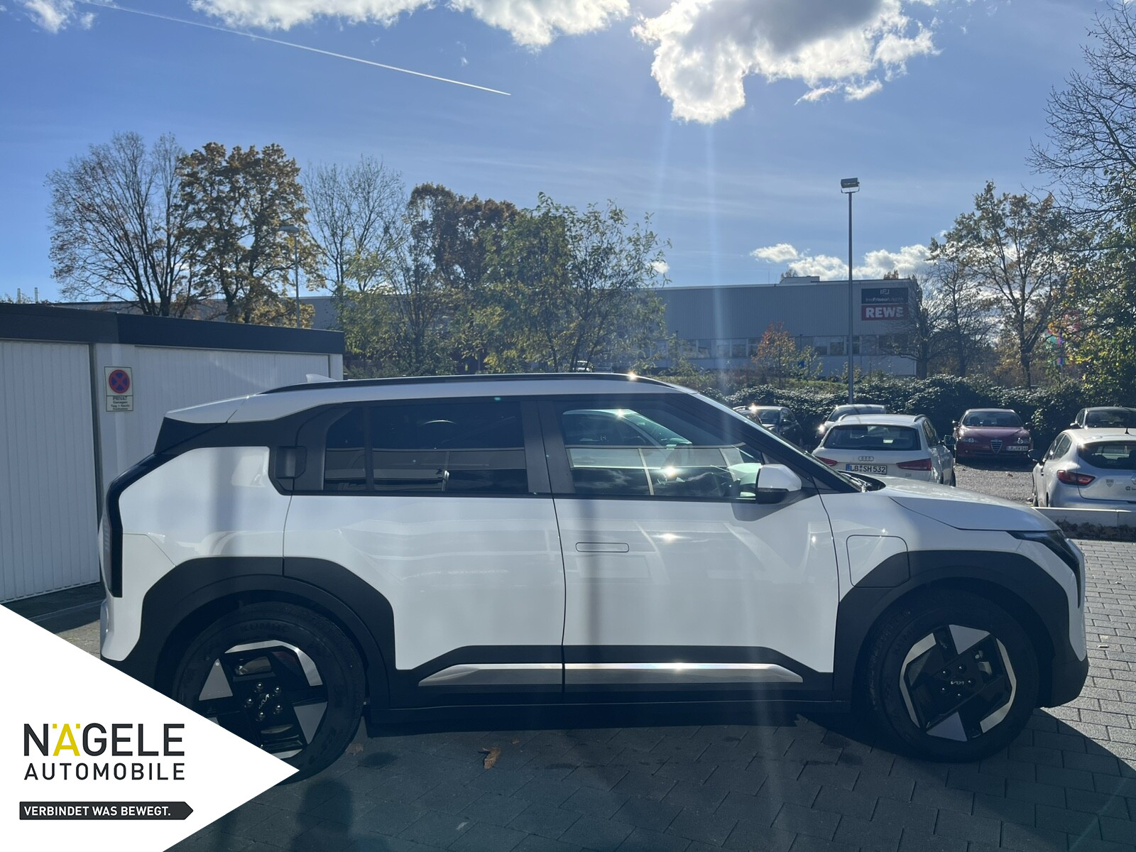 EV3 Earth 81,4kWh+V2L+Wärmepumpe+ACC Klima/LED