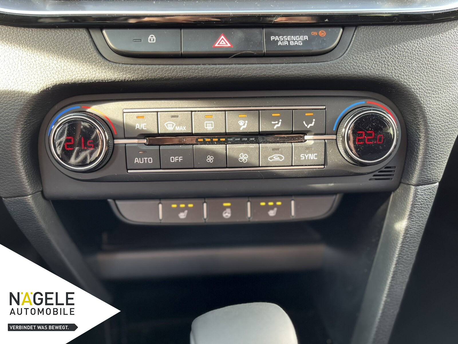 Ceed 1.5 T-GDI MH Automatik Ultimate Edition LED