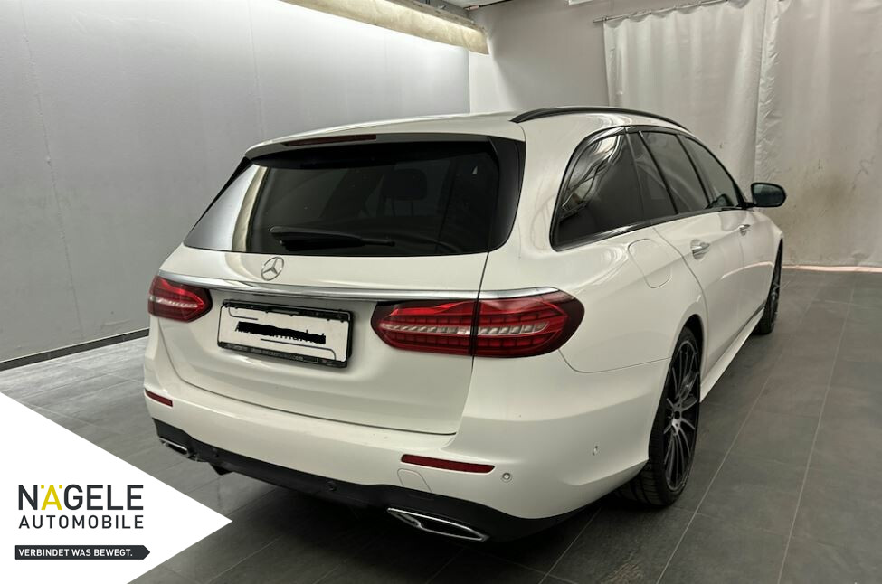 E 300d T AMG 4M|Night+Pano+Burm.+ACC+HUD+AHK LED