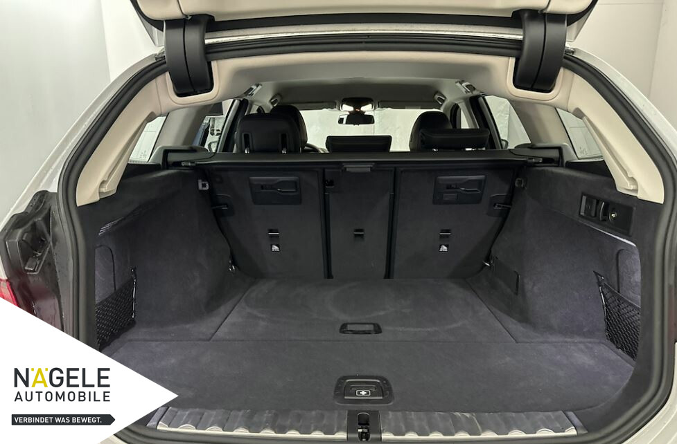320d Touring|LiveCockp+HeadUp+Standheiz+HiFi+LED