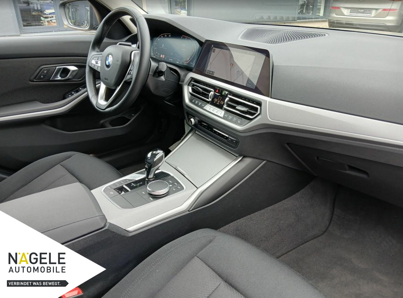 318d Touring|Live Cockpit+LED+Carplay+Tempomat
