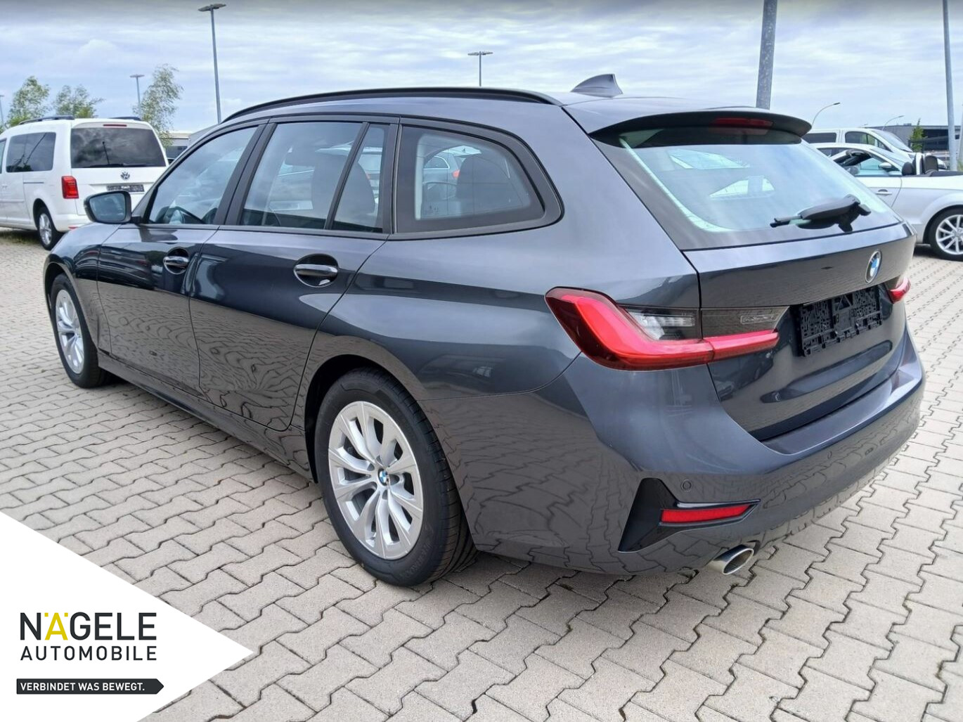 318d Touring|Live Cockpit+LED+Carplay+Tempomat