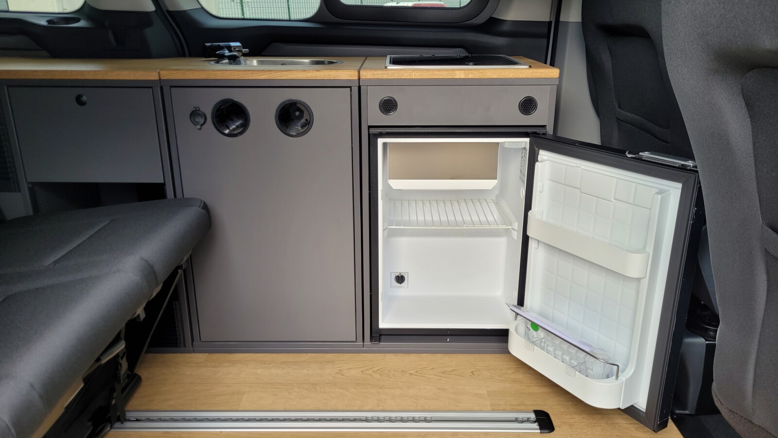 Ford Tourneo Custom - level 2 - Wohnmobil | AWD