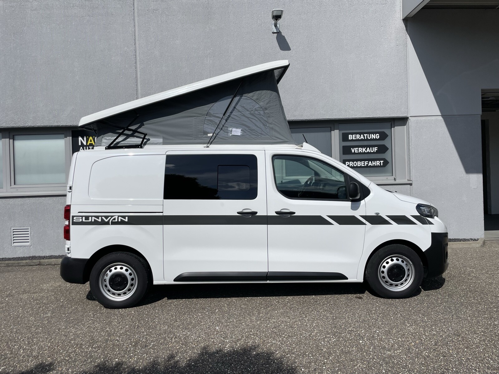 Sunvan Compact Wohnmobil FZG618 | Schlaf-Hubdach