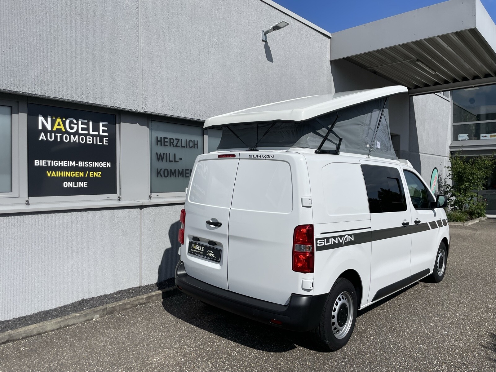 Sunvan Compact Wohnmobil FZG618 | Schlaf-Hubdach