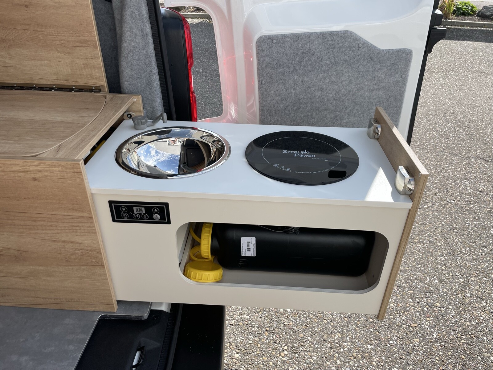 Sunvan Compact Wohnmobil FZG618 | Schlaf-Hubdach