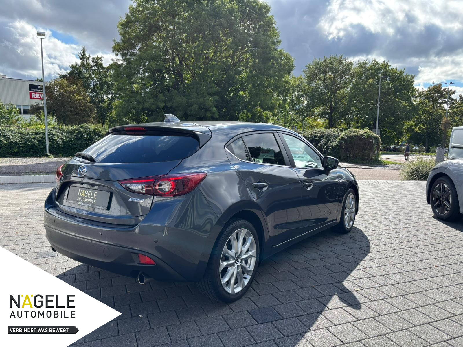 Mazda 3 2.0 SKYACTIV-G 120 SportsLine+ACC+Headup