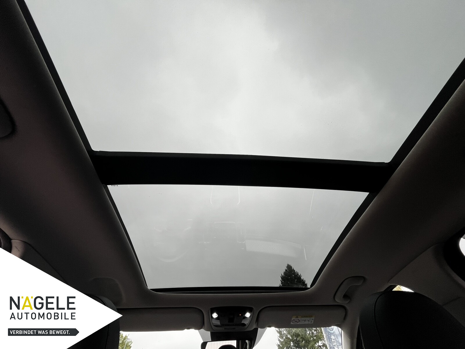 Sorento 2.2CRDi 4WD Spirit+Navi+ACC+Panorama+AHK