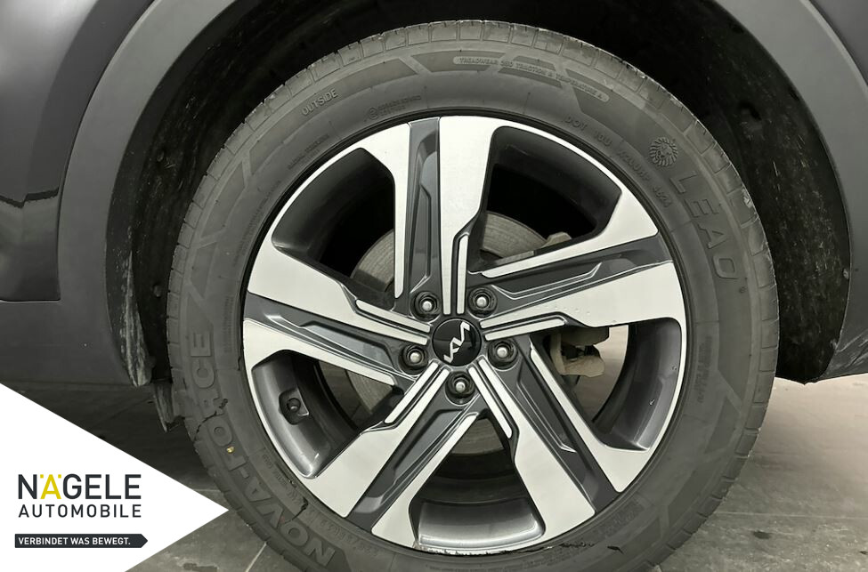 Sorento 2.2CRDi 4WD Spirit+Navi+ACC+Panorama+AHK