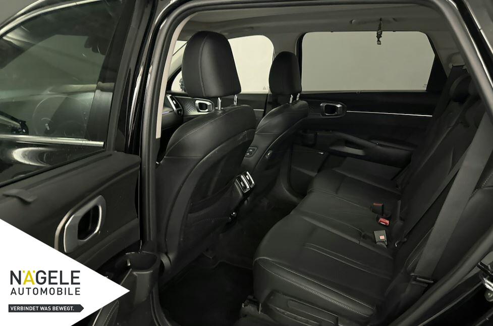 Sorento 2.2CRDi 4WD Spirit+Navi+ACC+Panorama+AHK