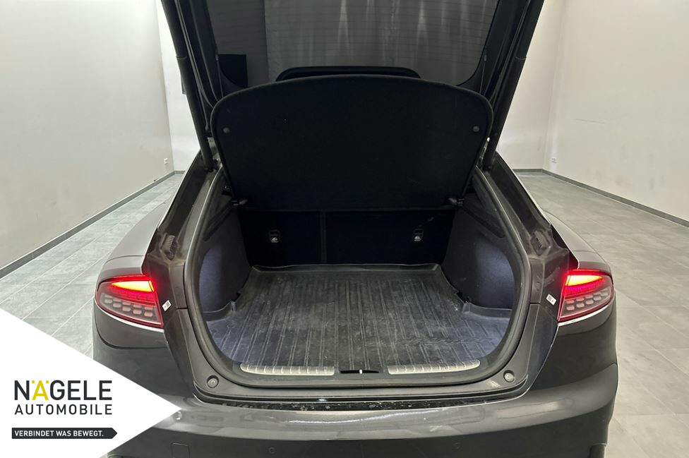 Stinger GT 3.3 T-GDI 4WD|Alcantara+Glasdach+HUD