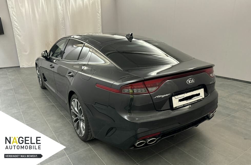 Stinger GT 3.3 T-GDI 4WD|Alcantara+Glasdach+HUD