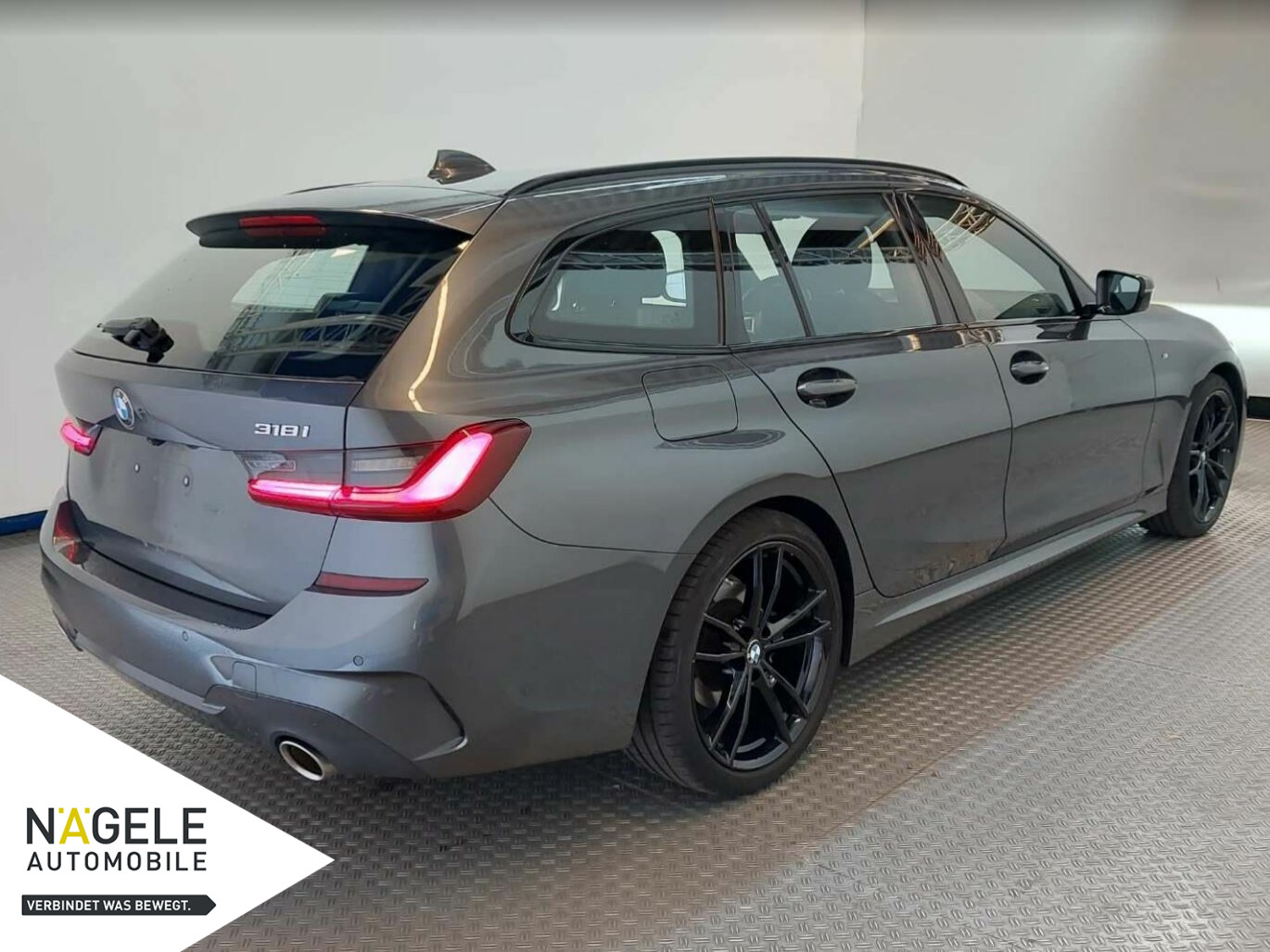 318i Touring M Sport|Shadow+Keyless+ACC+Leder