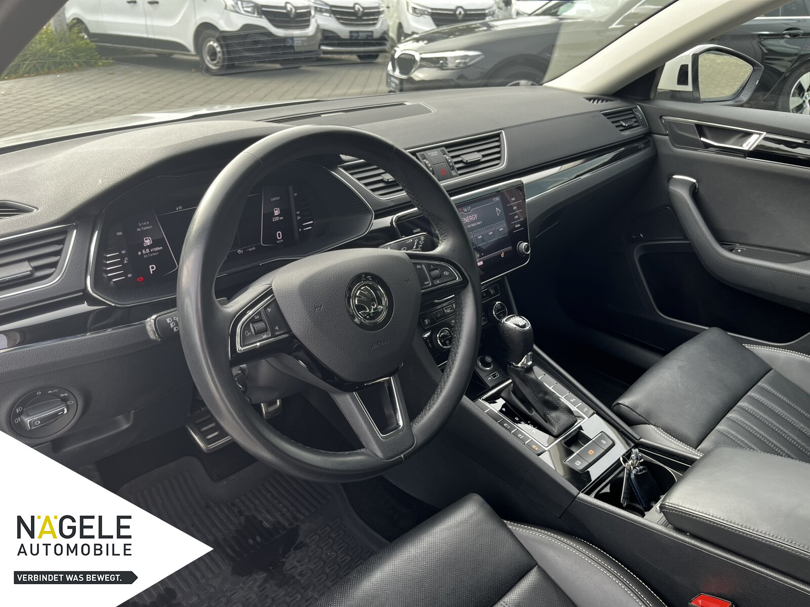 Superb Combi 2.0 TDI L&K 4x4+ACC+Standheiz. LED