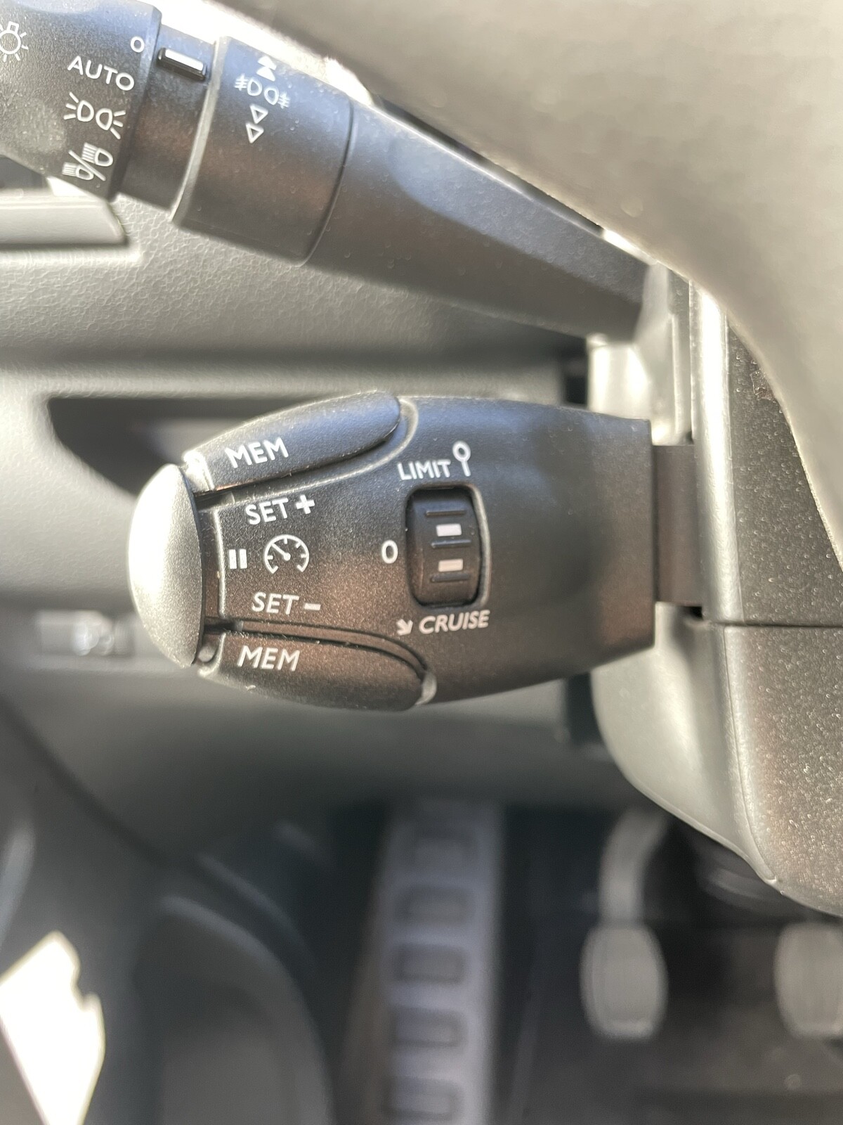 Expert 2.0 BlueHDi 145 - MULTIVAN MEHRSITZER