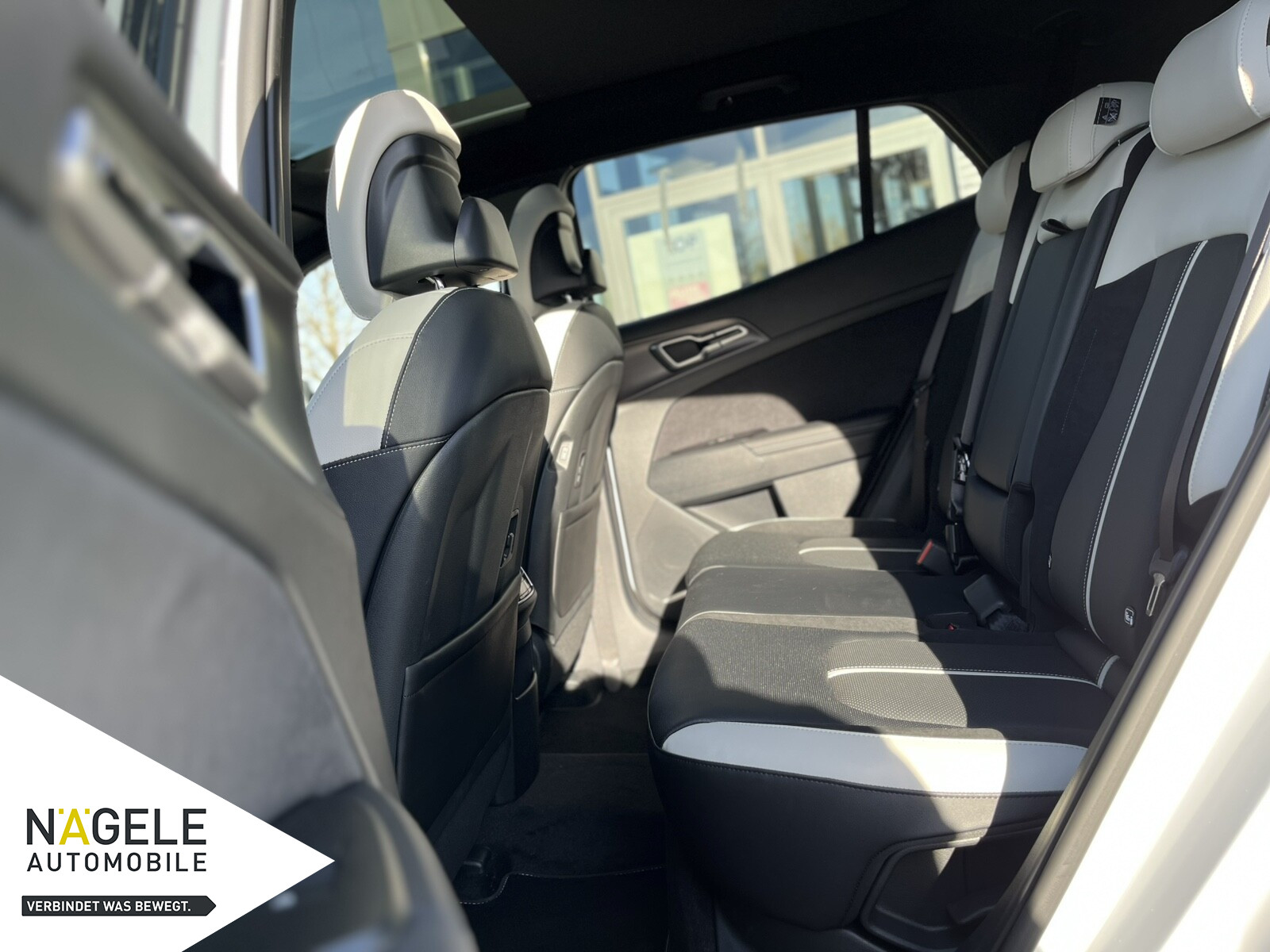 Sportage 1.6 T-GDI GT-Line 4WD+Pano+H&K+Drive