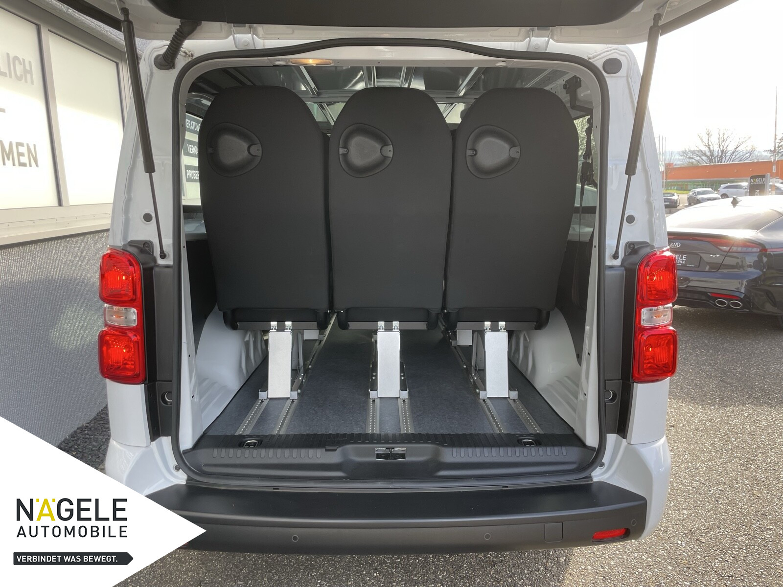 Expert 2.0 BlueHDi 145+8-Sitze+Carplay+Klima+RFK