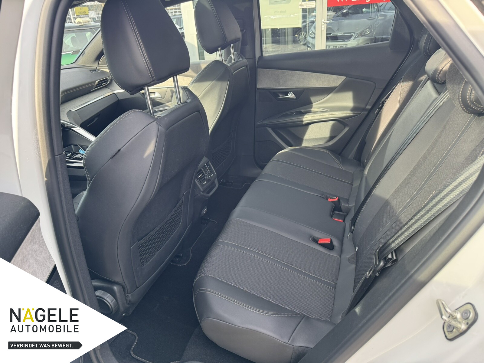 3008 1.2 130 GT Automatik +Panodach+LED+Navi BC