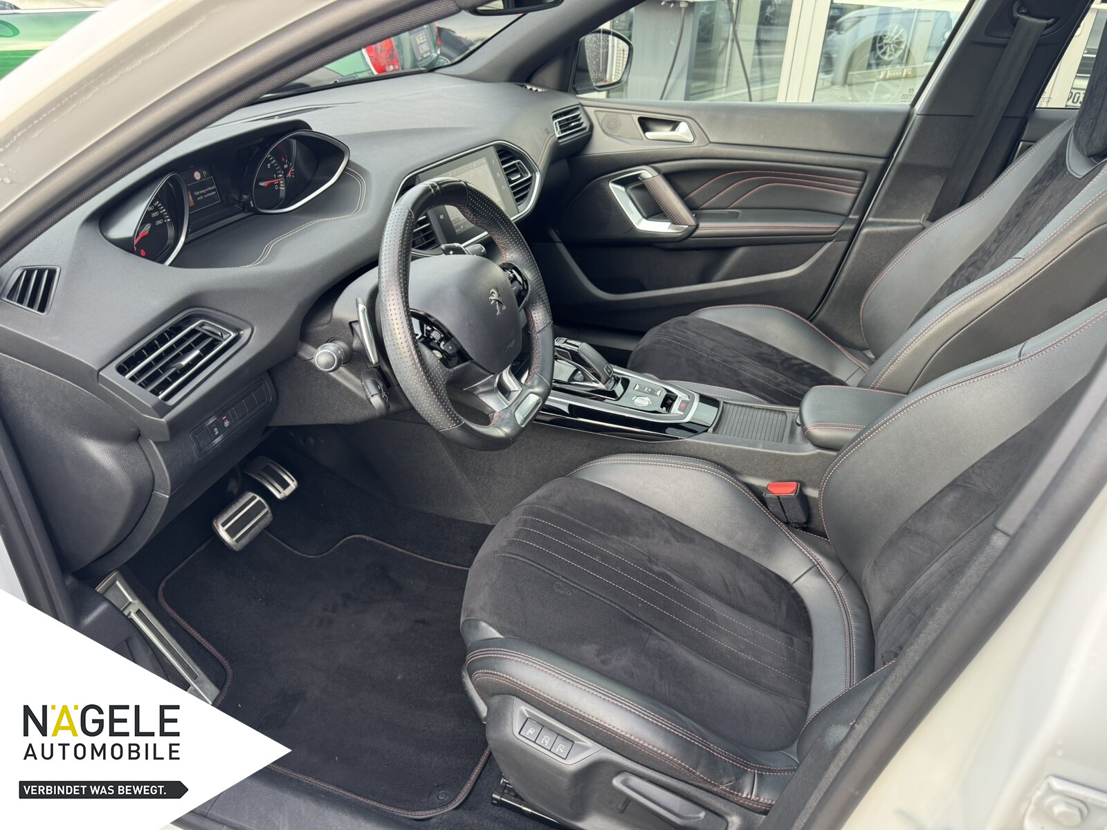 308 Autom. 130PS GT-Line|NAVI+ACC+PANO+MASSAGE