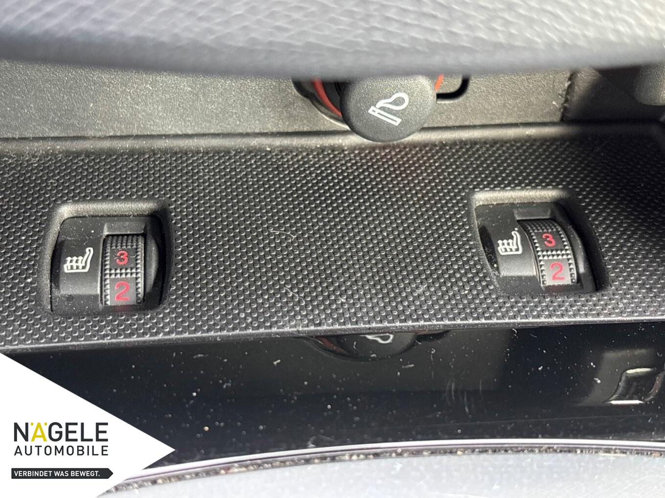 308 1.2 PureTech 130 Active|NAVI+SHZ+TEMPOMAT BC