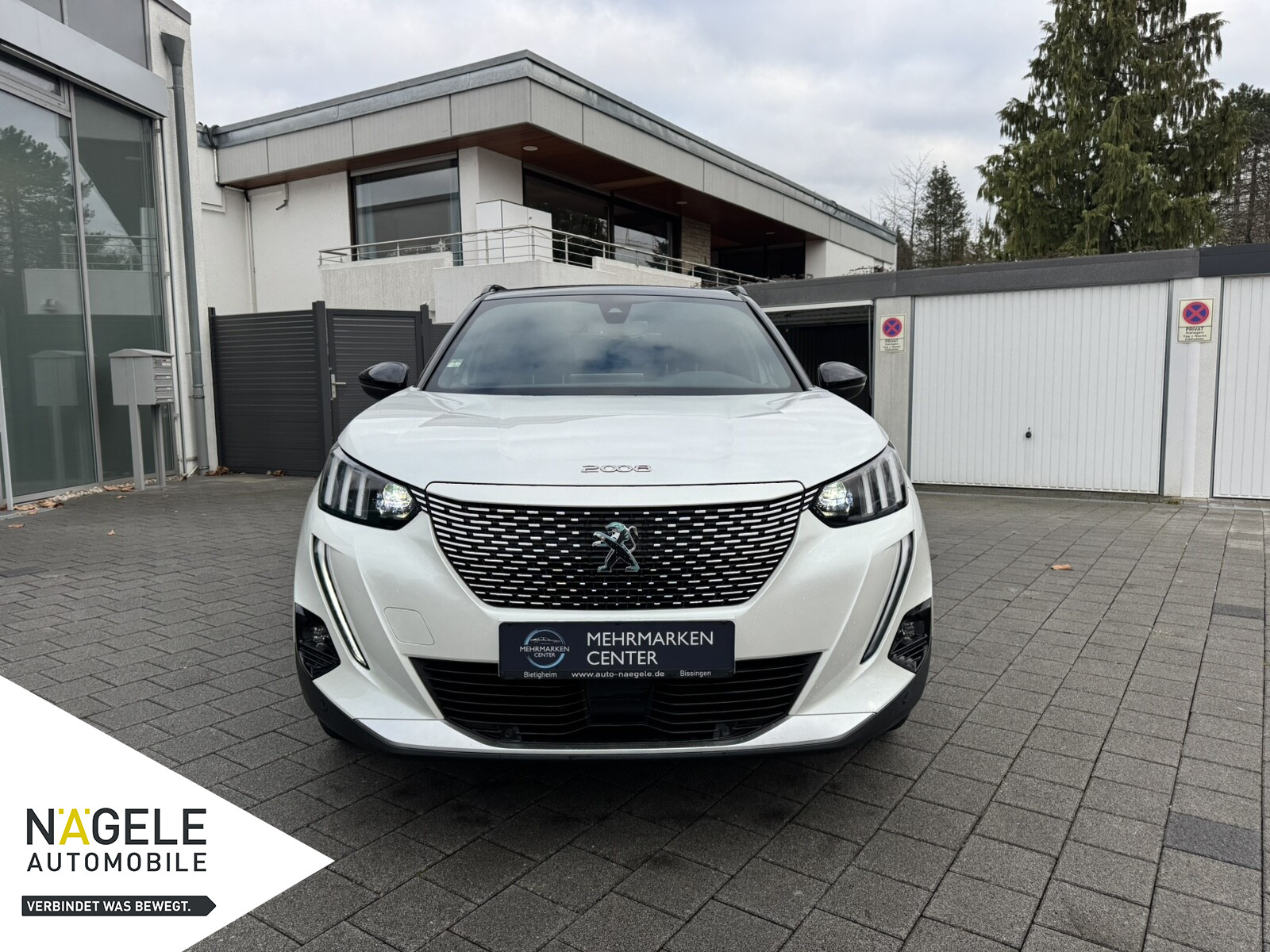 e-2008 GT+Navi+ACC+Rückfahrkamera+Panoramadach