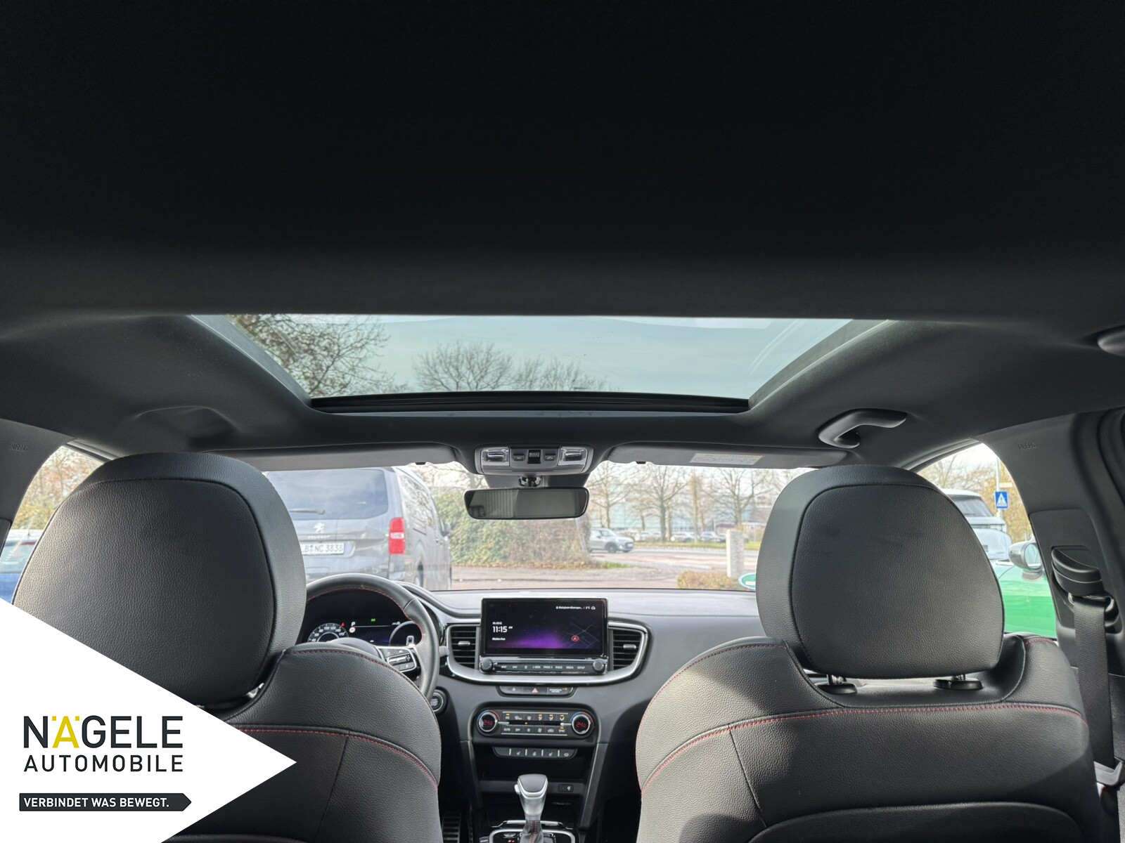 Proceed 1.6 T-GDI DCT GT|Navi| Panoramadach