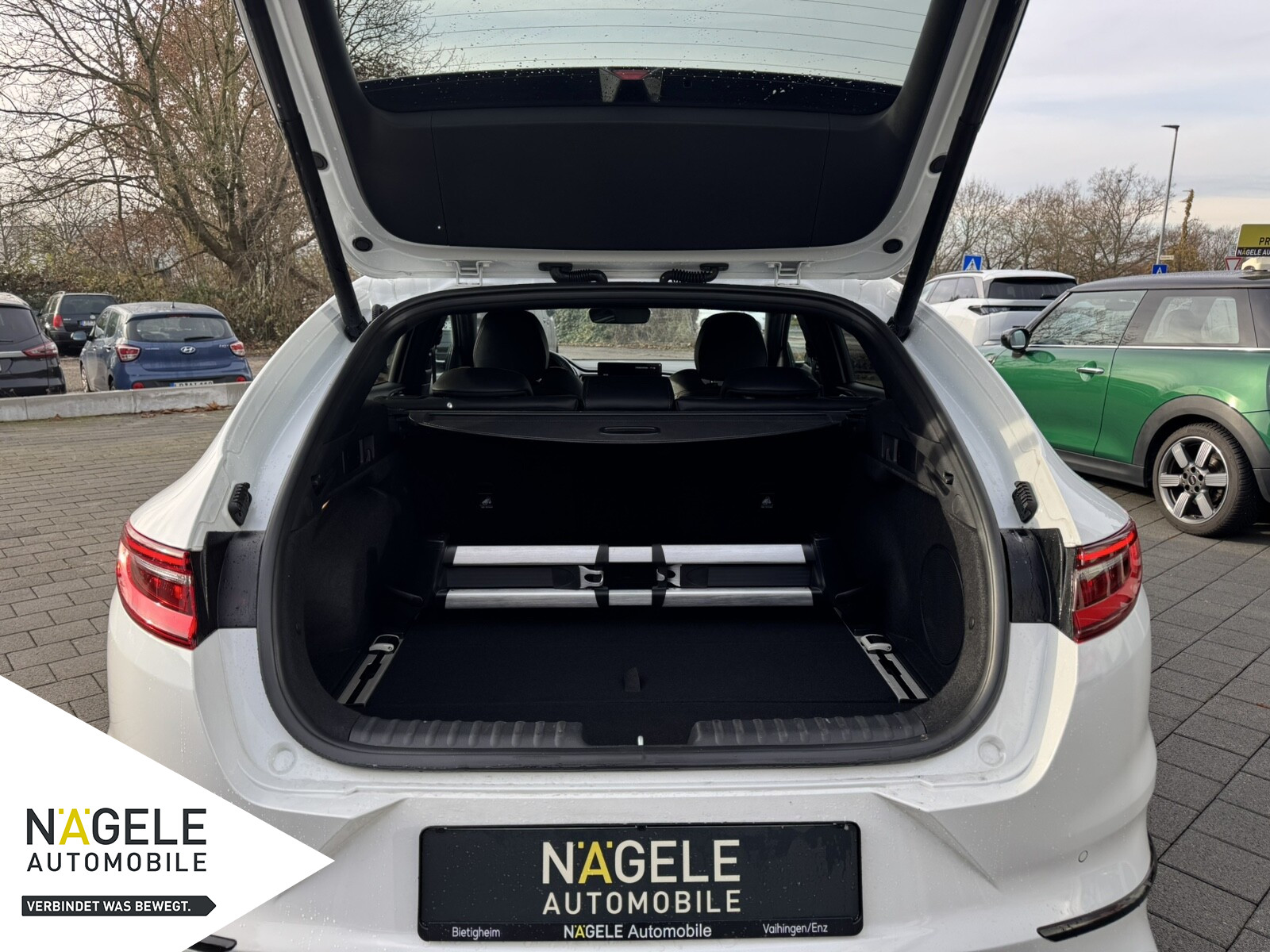 Proceed 1.6 T-GDI DCT GT|Navi| Panoramadach