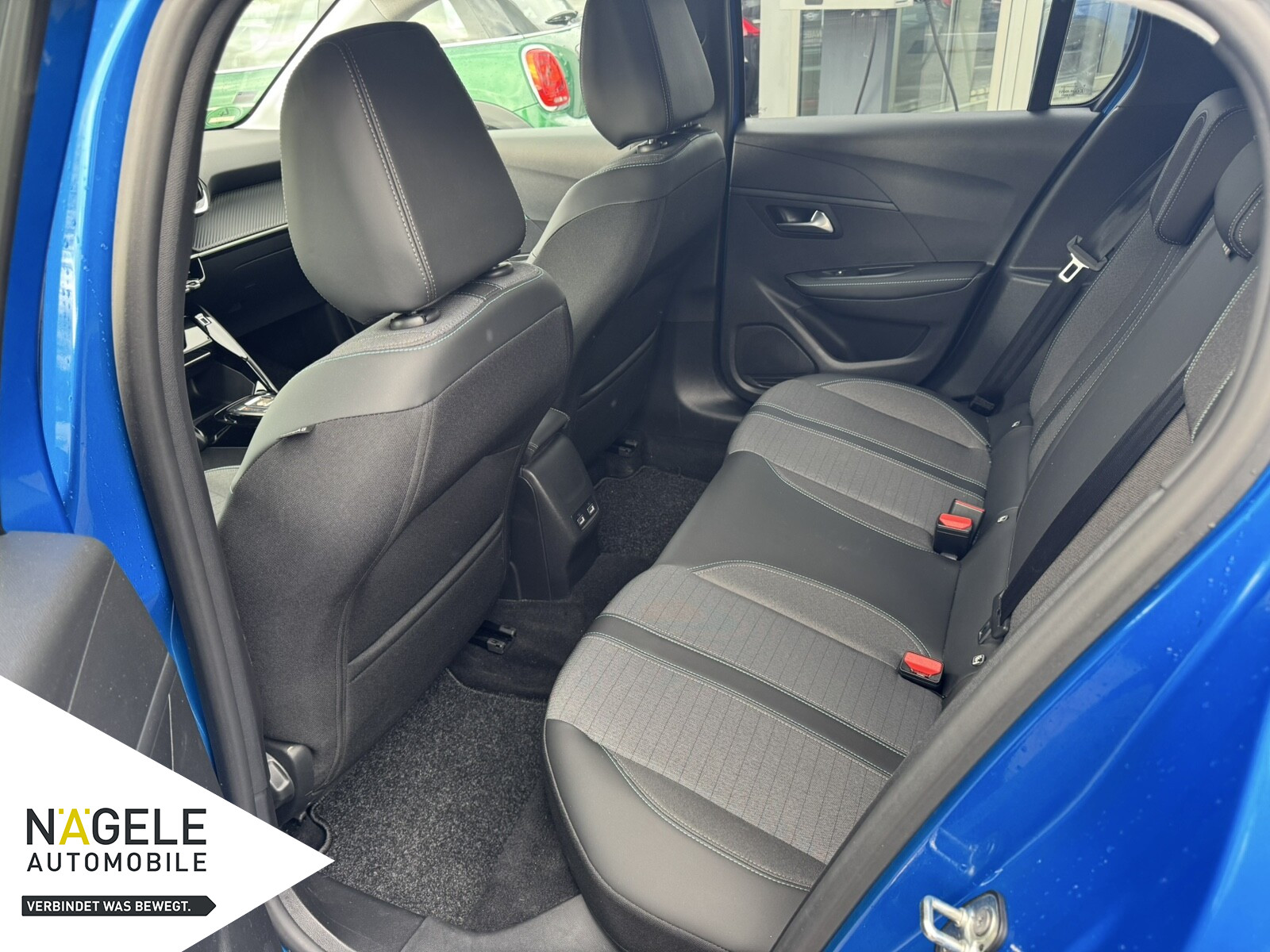 e-208 136 Allure Pack|Klima| Bluetooth|SZH BC