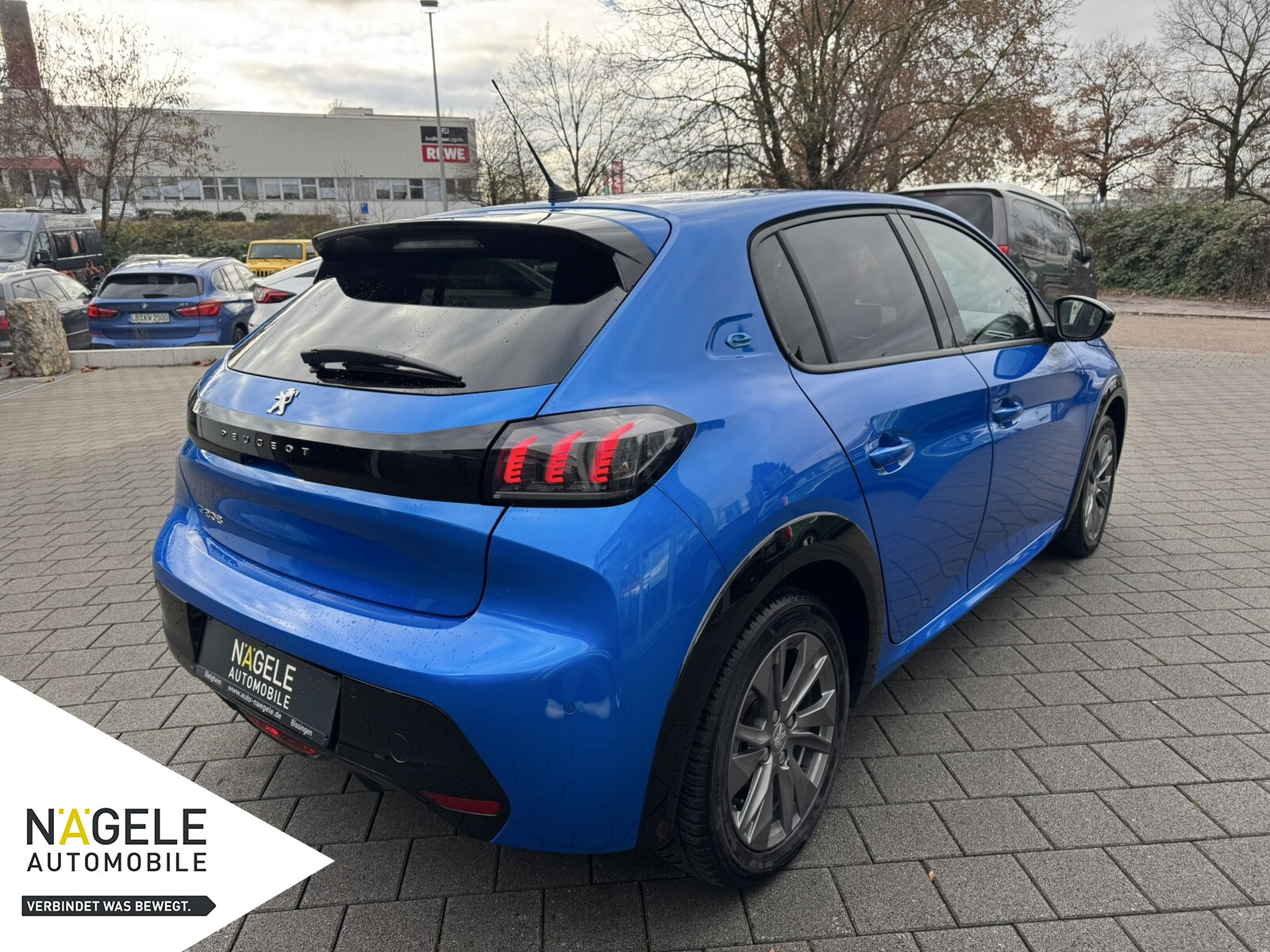 e-208 136 Allure Pack|Klima| Bluetooth|SZH BC