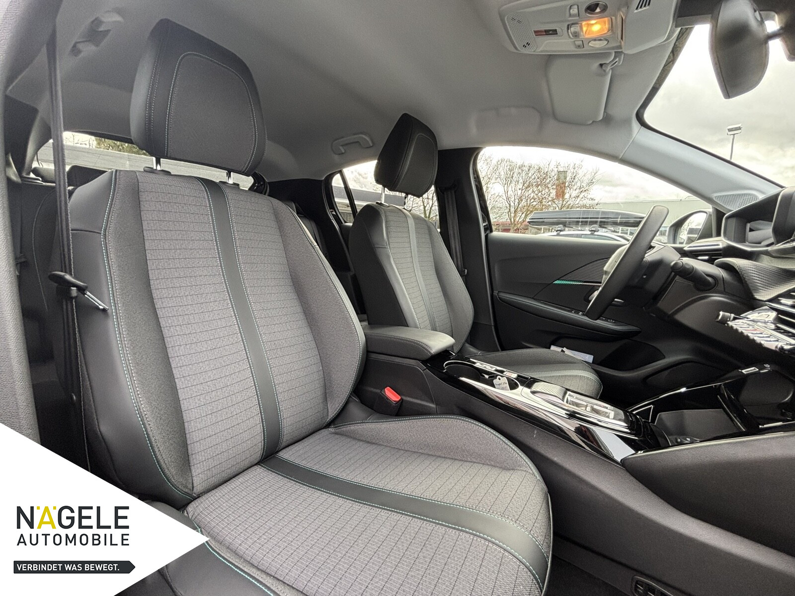 e-208 136 Allure Pack|Navi| Klima|SZH Sitzhzg.