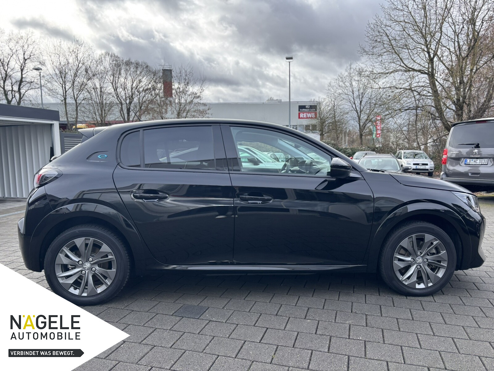 e-208 136 Allure Pack|Navi| Klima|SZH Sitzhzg.