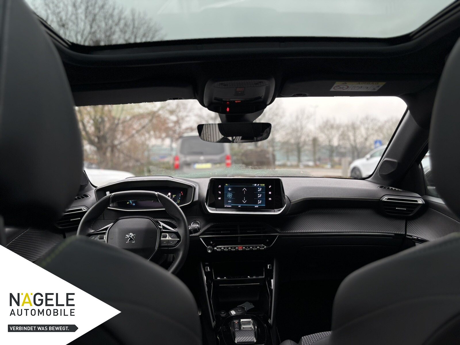 e-208 136 GT+|Navi| Panoramadach|SZH Pano.-Dach