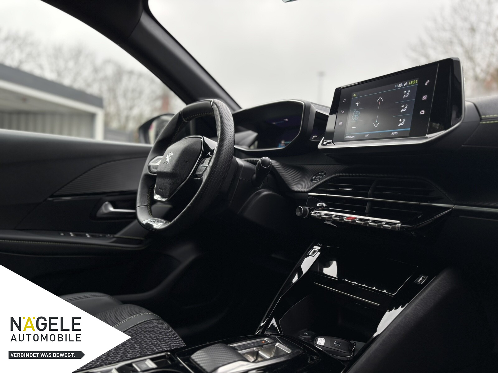 e-208 136 GT+|Navi| Panoramadach|SZH Pano.-Dach