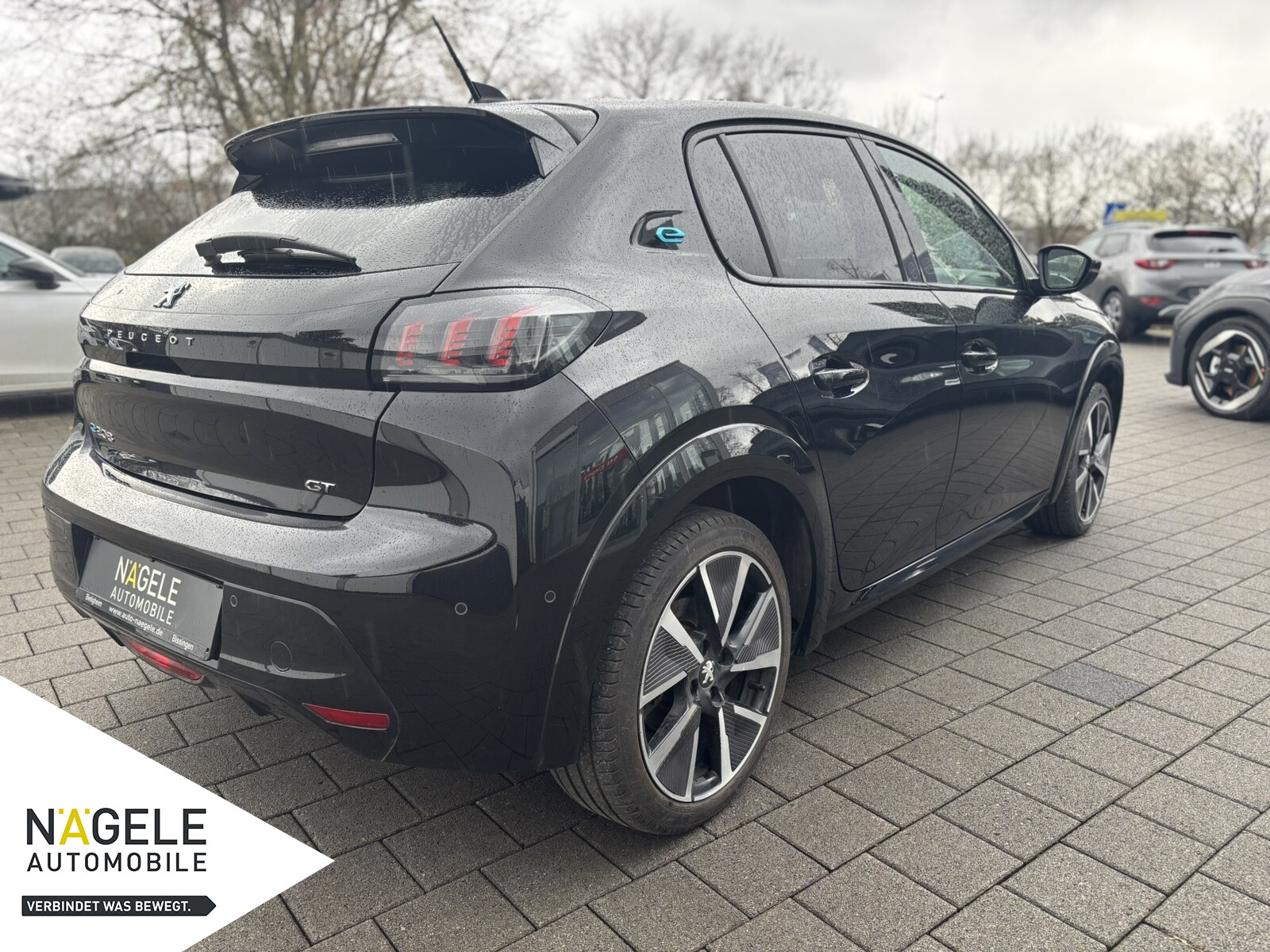 e-208 136 GT|Navi| Bluetooth|SZH Klima/LED/BC