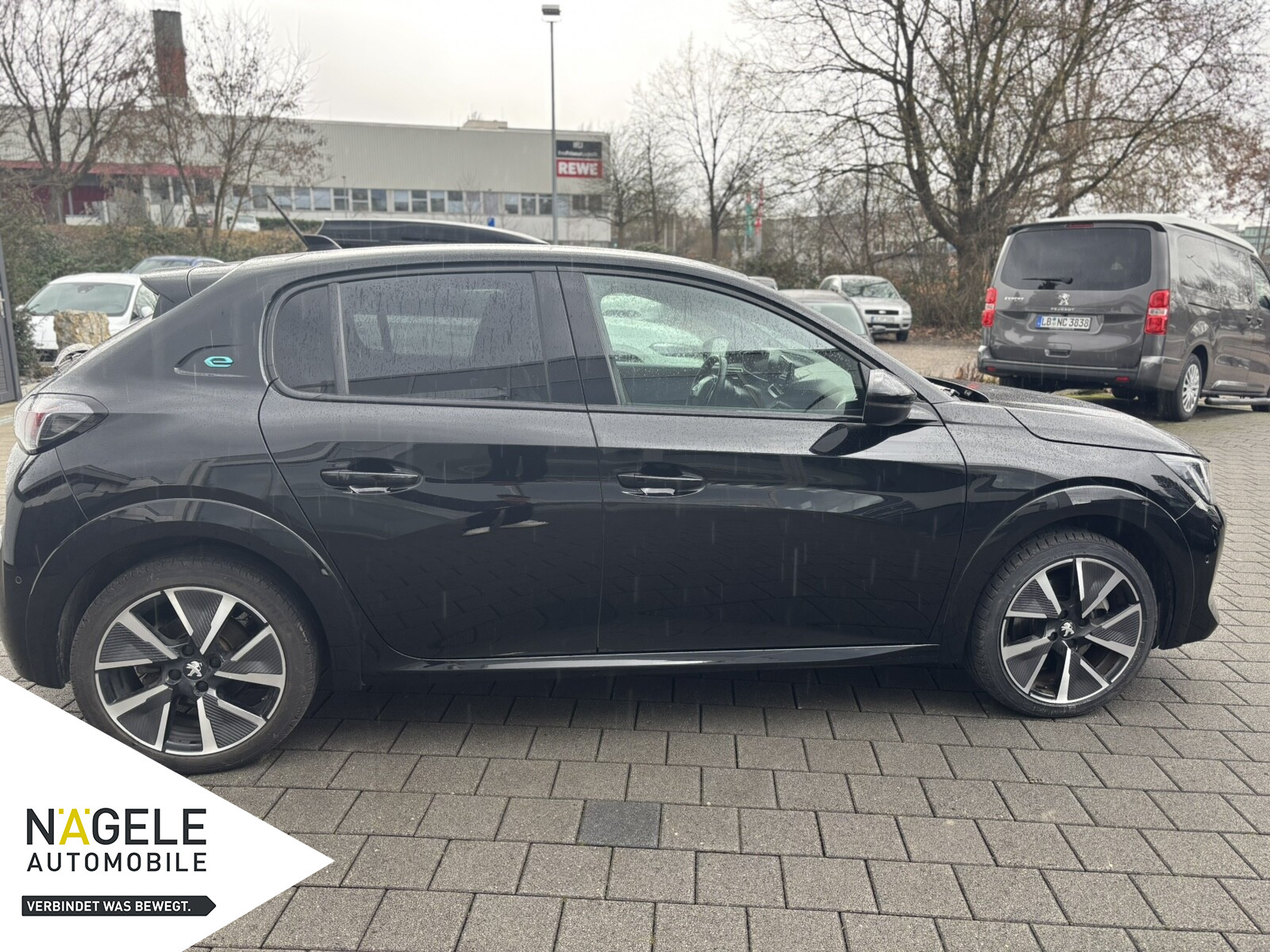 e-208 136 GT|Navi| Bluetooth|SZH Klima/LED/BC