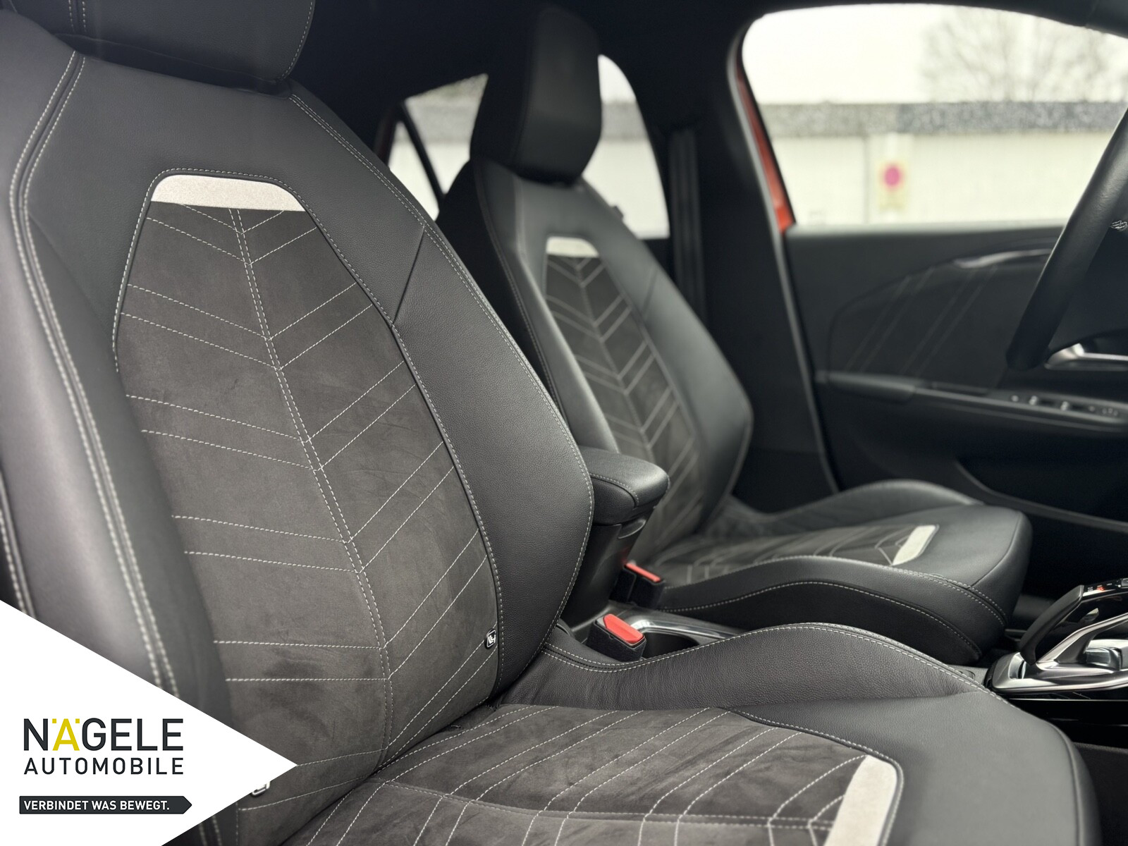 Corsa F e Ultimate|50KW|ACC+Matrix+NAVI+Massage