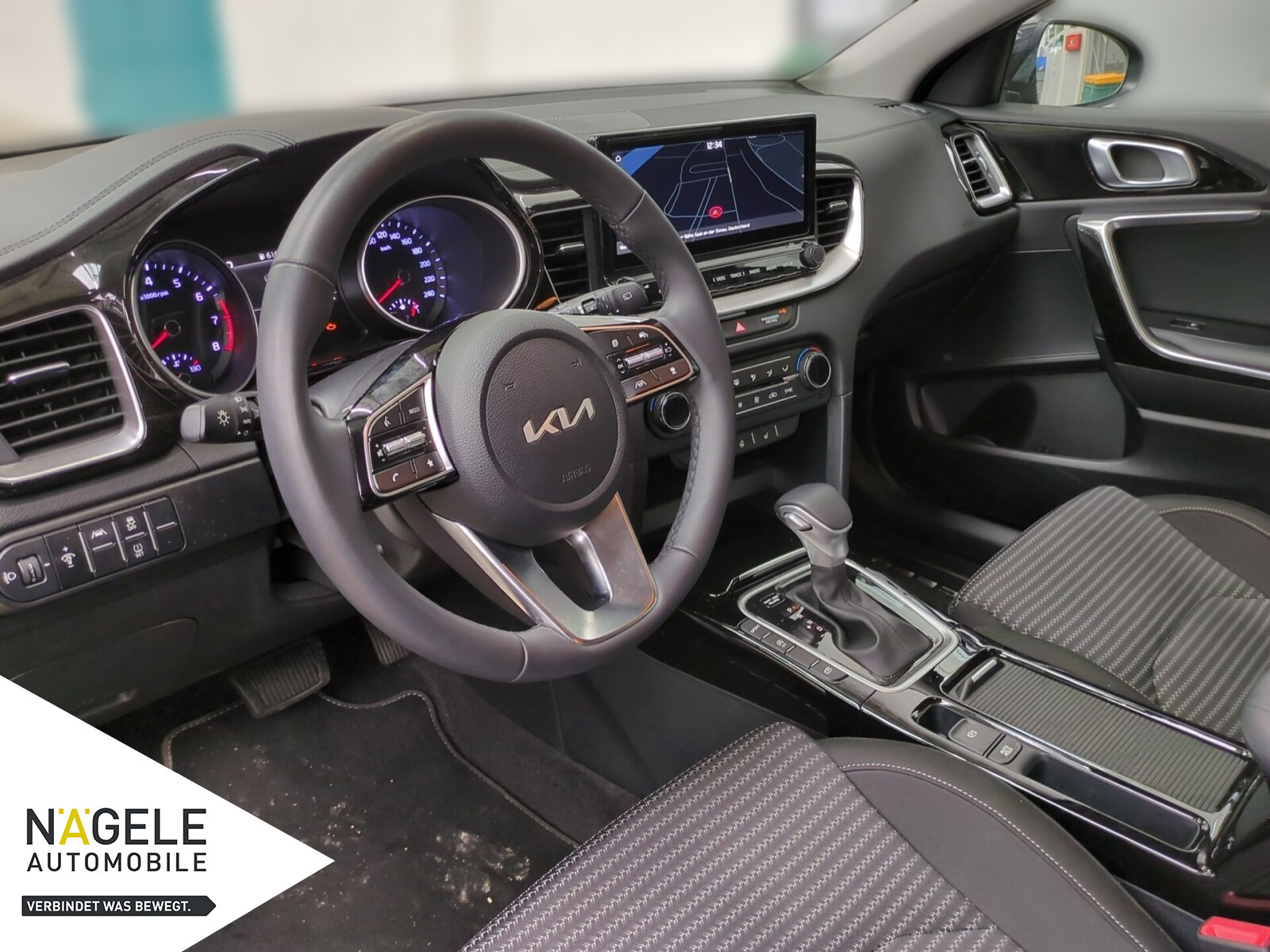 Ceed 1.5T-GDI DCT Spirit|NAVI+LED+ACC+KAMERA+SHZ