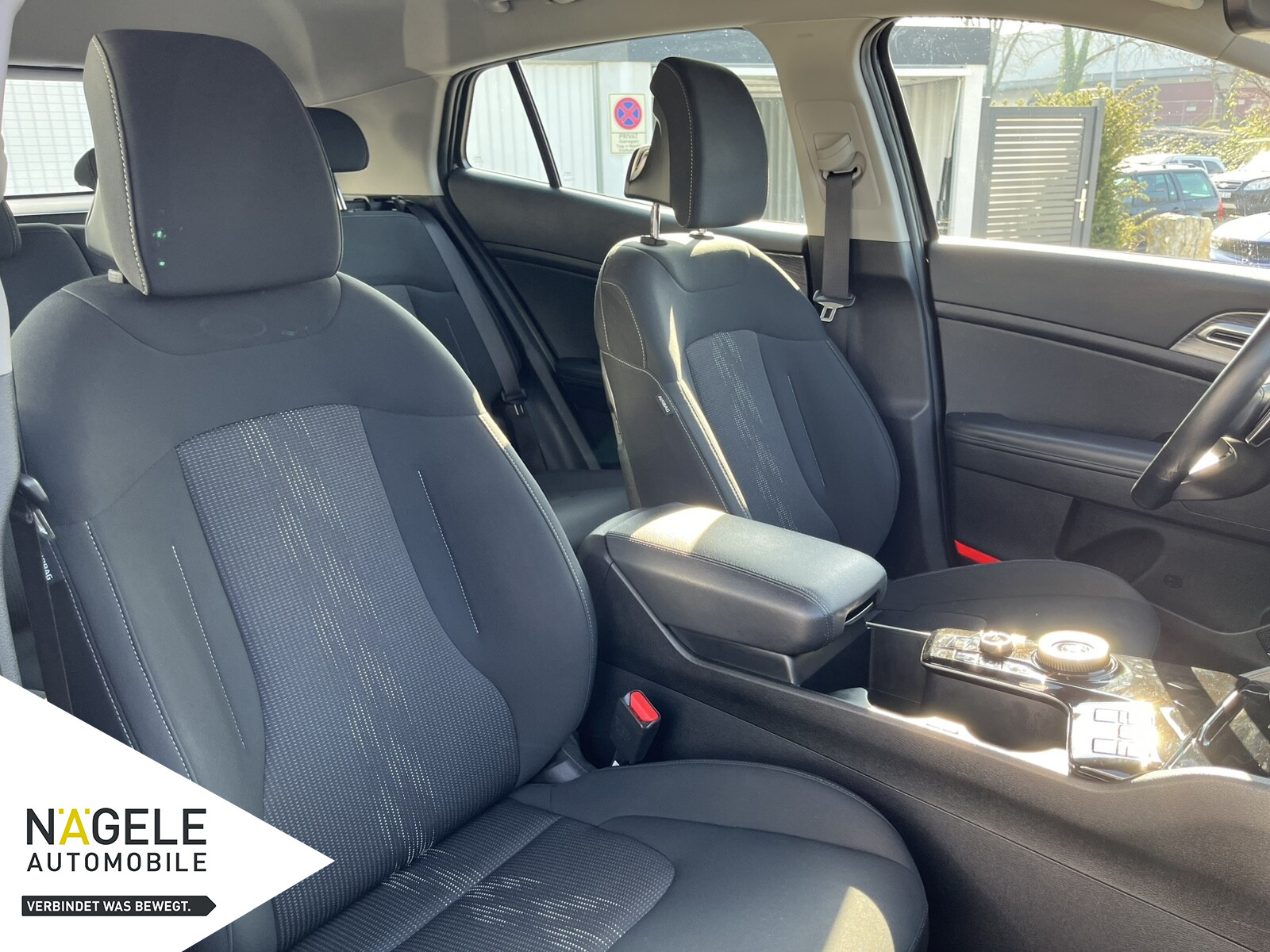 Sportage 1.6 TGDI Vision|LED+NAVI+SHZ+CARPLAY